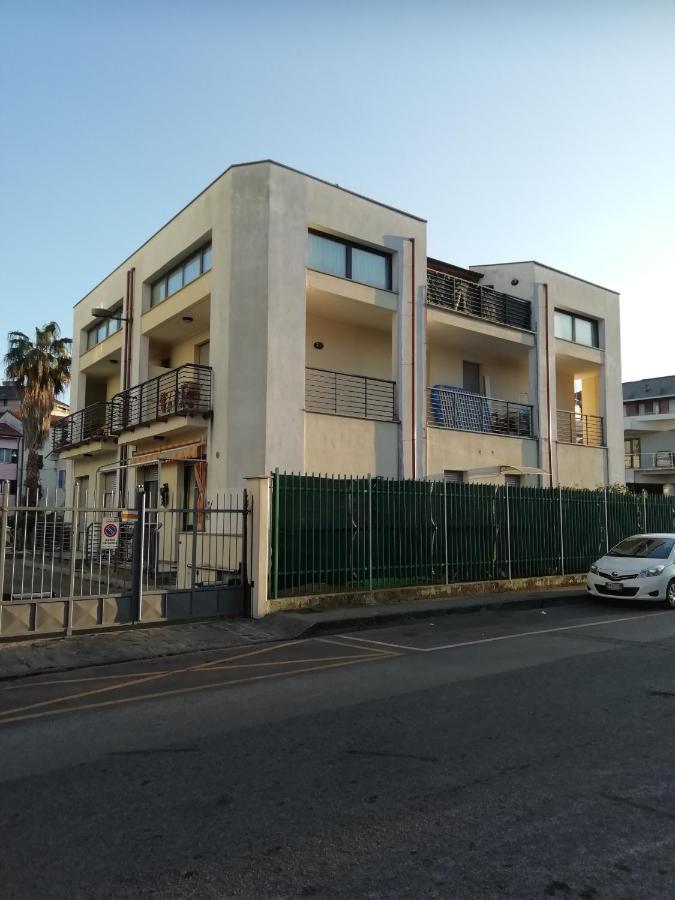 Appartamento Via Giorgio Canale 72 Chiavari Eksteriør bilde